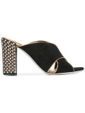 Hill sandals