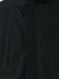 cutaway collar shirt
