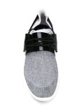 'Chimu Boost'运动鞋