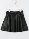 pleated skirt