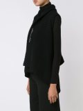sleeveless pin fastening cardigan