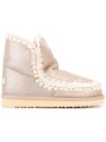 'Eskimo' boots