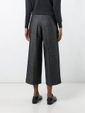 straight leg cropped trousers