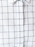 绑腰带格纹衬衫