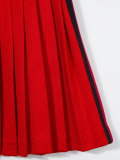 pleated skirt 
