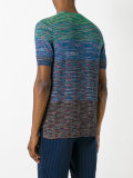 colour contrast T-shirt