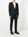 single breasted suit