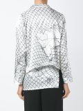 tie fastening shirt