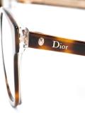 'Montaigne' frames