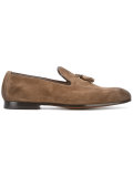 tassel-embellished loafers