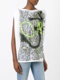 oversized T-shirt