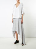 asymmetric skirt 