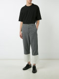 contrast hem cropped trousers