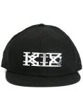 logo plaque cap