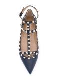 'Rockstud'平底鞋
