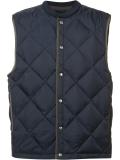 snap fastening quilted gilet