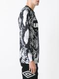 snakeskin print sweatshirt