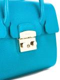 medium flap closure tote