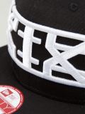 logo绣饰棒球帽