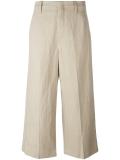 wide-legged cropped trousers