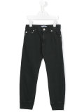 slim fit jeans
