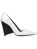 pointed toe pumps