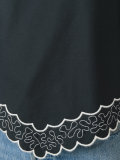 floral scalloped hem top