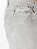 slim-fit trousers 