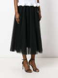 pleated skirt