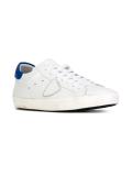 'Classic Low U' sneakers