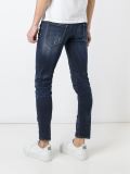 'Long Crotch'牛仔裤