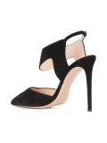 Leda pumps