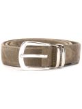  buckled belt
