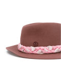 Andre hat