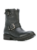 'Destroyer' boots
