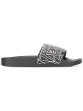 geometric print flop flops