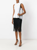 chain trimmed shoulder bag