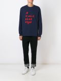 'A T-shirt That Says'套头衫