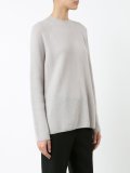 round neck jumper