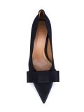 pointed toe pumps