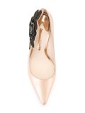 'Winona' pumps