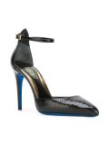 pointed toe pumps 