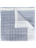 grid pattern scarf