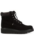 lace-up boots 
