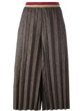 pleated front cropped trousers
