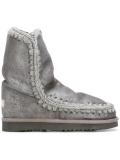 'Eskimo 24' boots