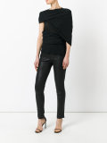 asymmetric sleeved T-shirt