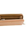 zip-up wallet