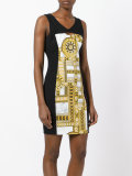signature print dress