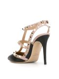 'Rockstud'高跟鞋